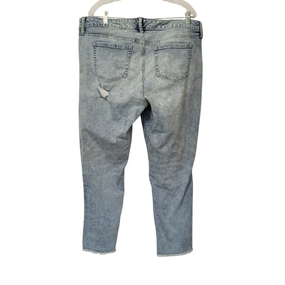 Torrid Premium Boyfriend Distressed Womens Jeans Stretch Denim Size 18 Destroyed - Picture 6 of 16